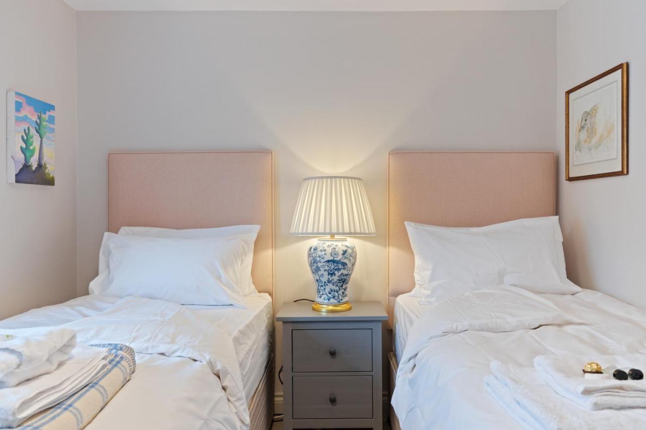 Bright & Cosy Gem ~ Battersea Park View ~ King Bed Daire Londra Dış mekan fotoğraf