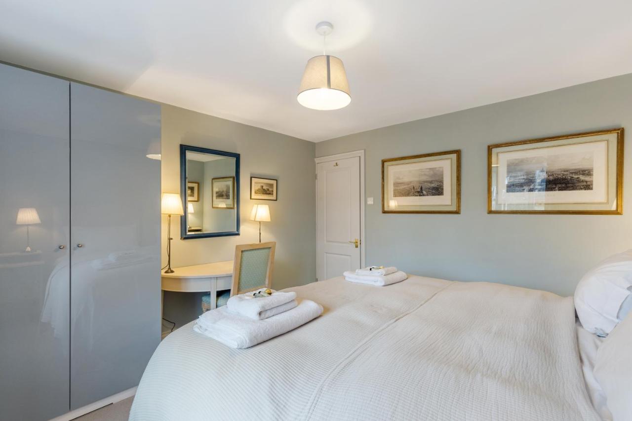 Bright & Cosy Gem ~ Battersea Park View ~ King Bed Daire Londra Dış mekan fotoğraf