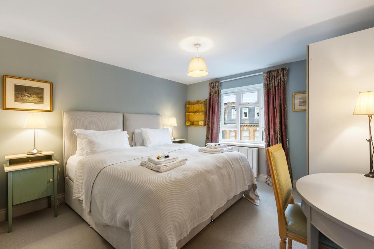 Bright & Cosy Gem ~ Battersea Park View ~ King Bed Daire Londra Dış mekan fotoğraf