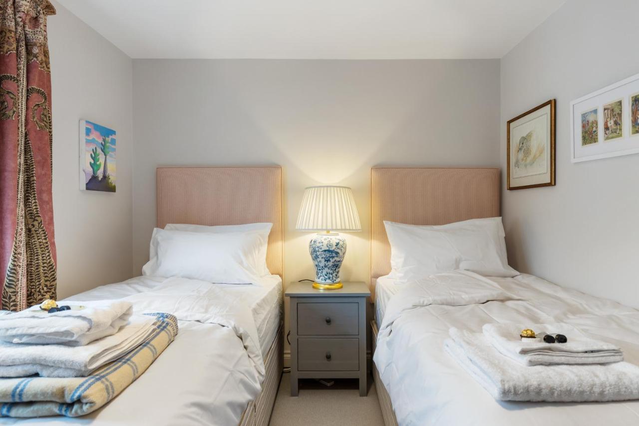 Bright & Cosy Gem ~ Battersea Park View ~ King Bed Daire Londra Dış mekan fotoğraf
