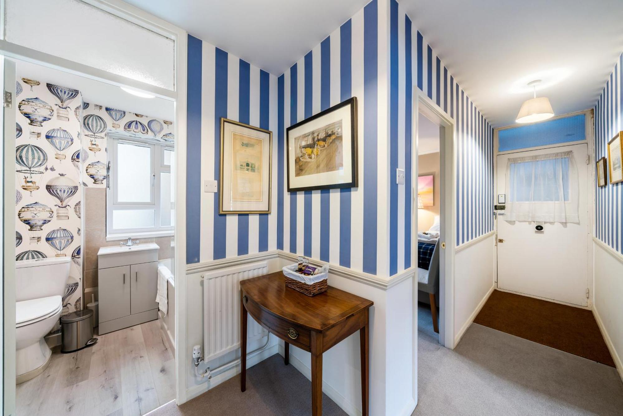 Bright & Cosy Gem ~ Battersea Park View ~ King Bed Daire Londra Dış mekan fotoğraf